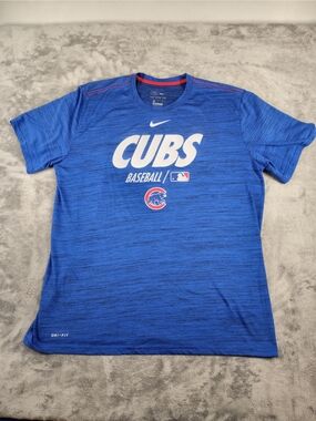Nike Men's Blue Cubs Baseball Dri-FIT Tee with Red Accent Size XL